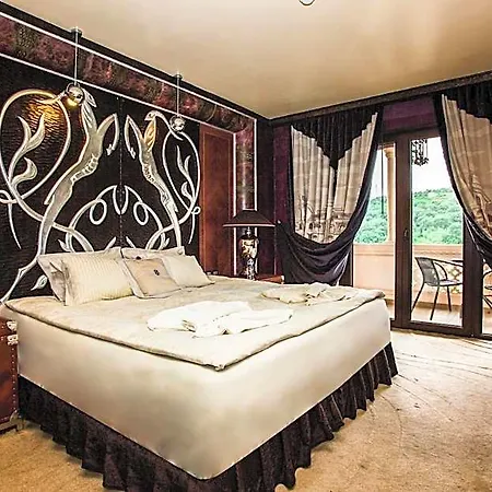 Hotel Royal Castle Design &
