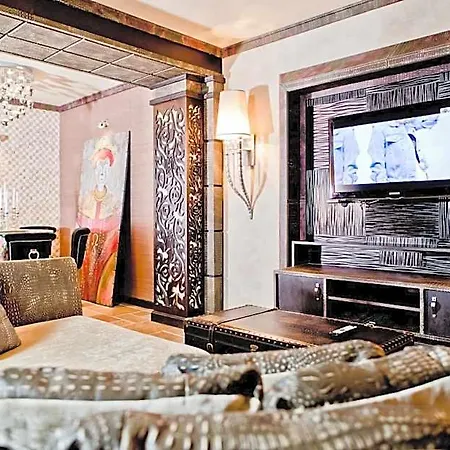 Royal Castle Design & 5* Sveti Vlas